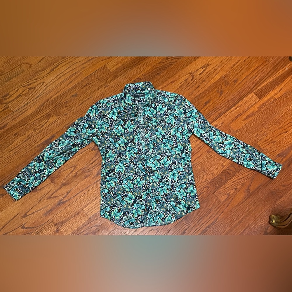 Beautiful mens button down